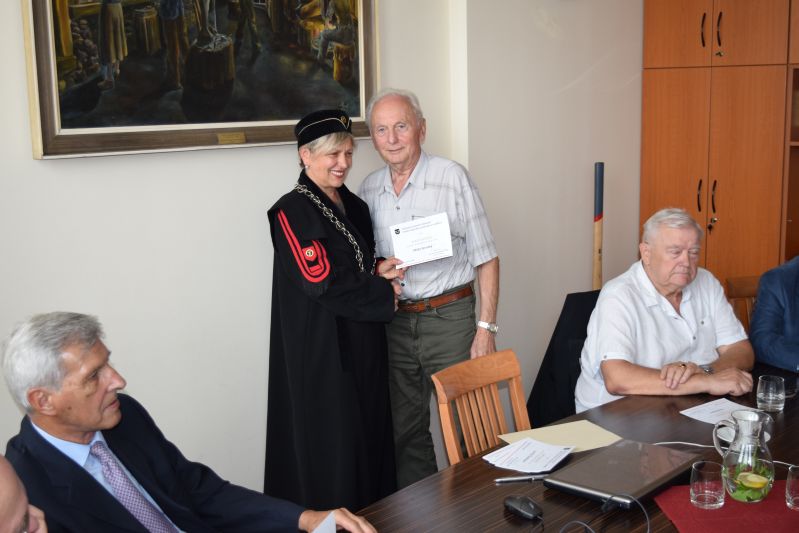 Stretnutie absolventov Hutníckej fakulty (teraz FMMR) - odovzdávanie Zlatých diplomov